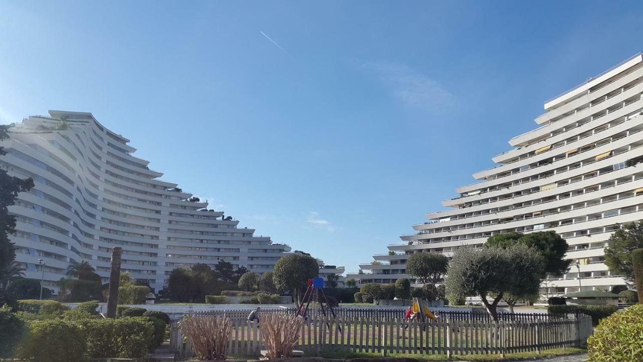 Fame - Marina Baie Des Anges Apartment Villeneuve-Loubet Exterior photo