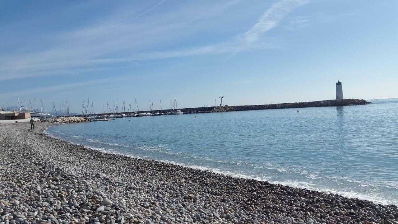 Fame - Marina Baie Des Anges Apartment Villeneuve-Loubet Exterior photo