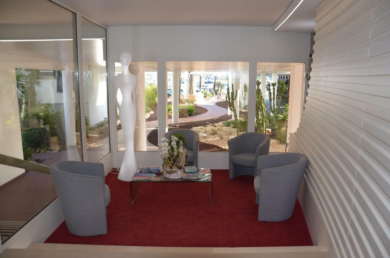 Fame - Marina Baie Des Anges Apartment Villeneuve-Loubet Exterior photo